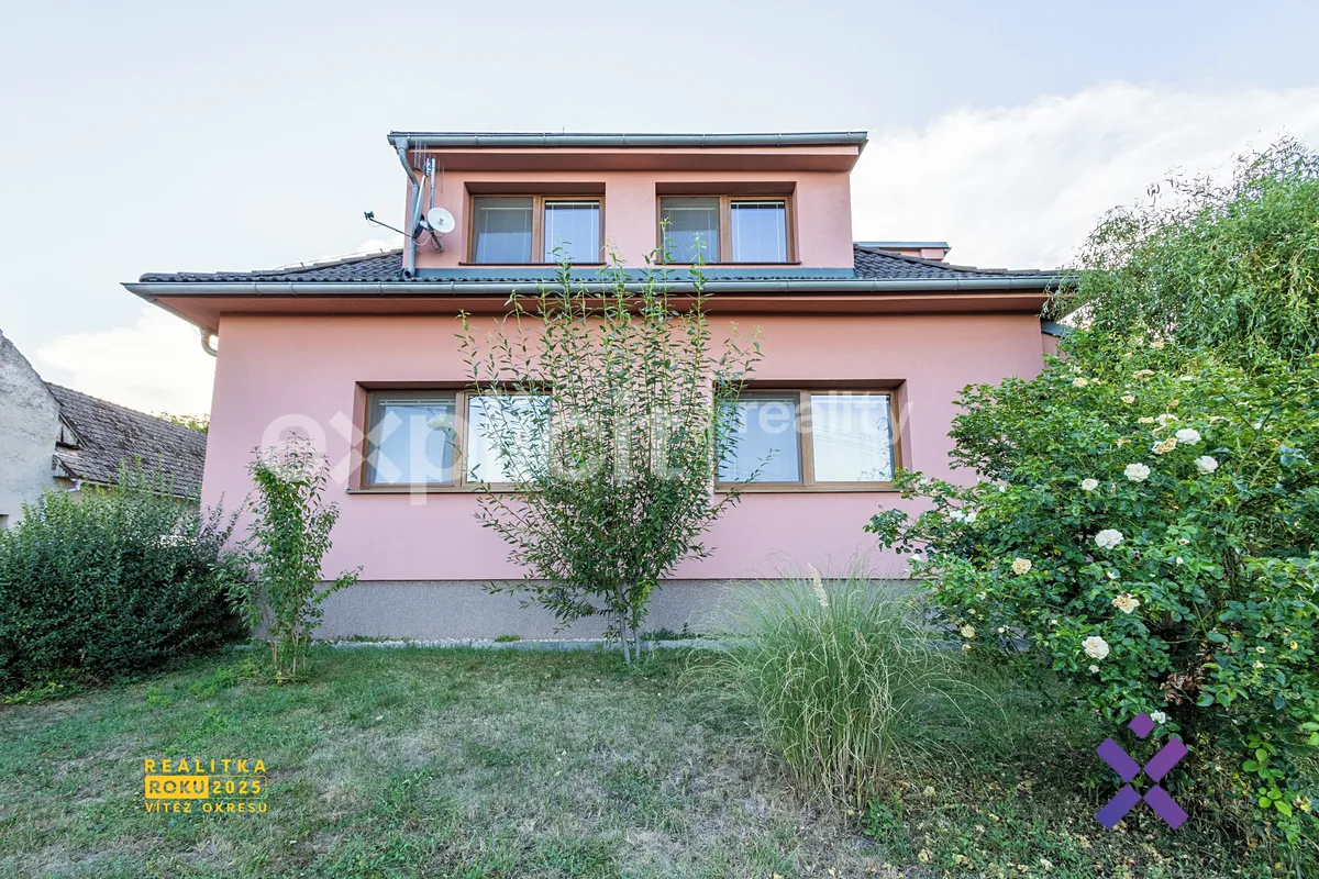 Prodej rodinného domu 145 m², pozemek 1539 m²